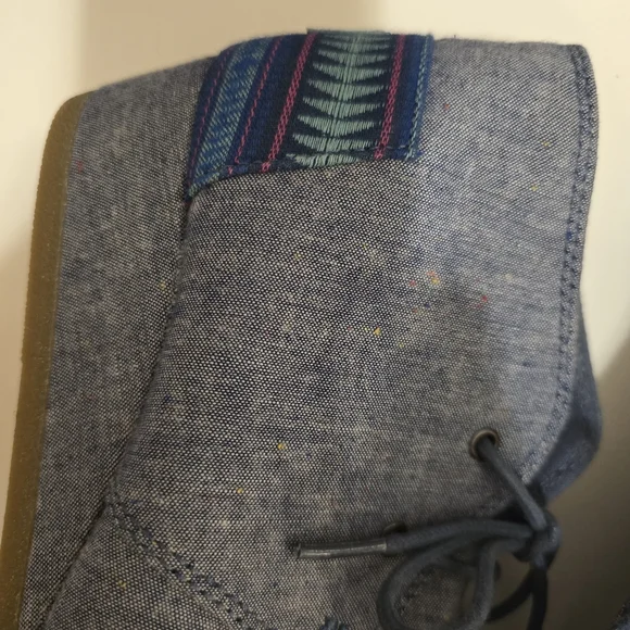 TOMS Speckled Denim Wedge Booties Tribal Design On Back Heels Laceup Shoes Sz 6 - Picture 8 of 17